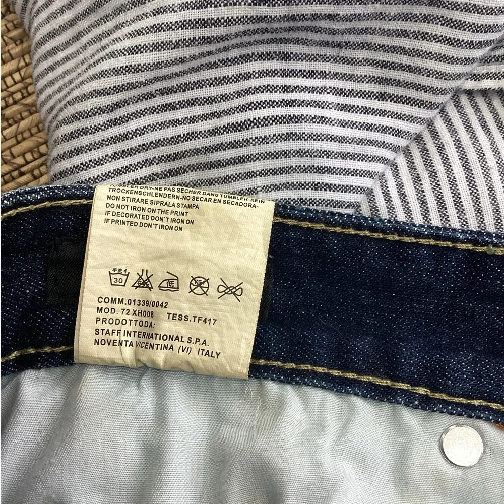 DSQUARED2 unisex waist 28” - Picture 6 of 13
